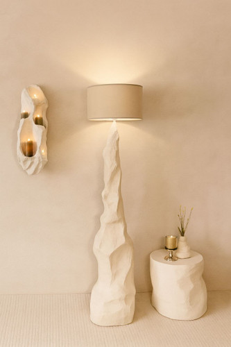 اباژور سنگی صخره ایی